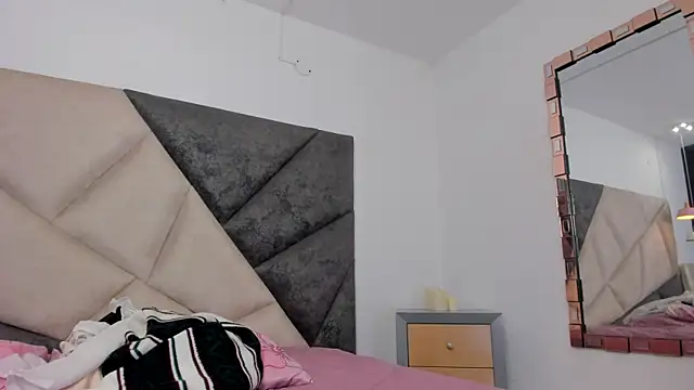 BonnieCute  online show from December 2025 11:40:02 PM