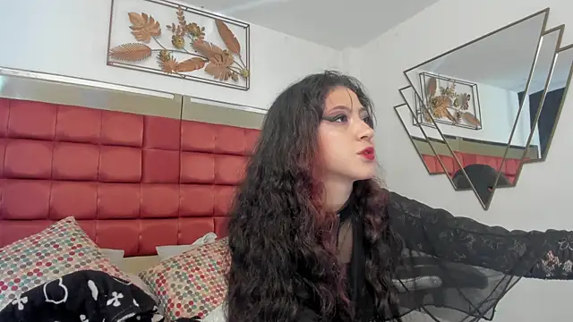 Snapshot of BonnieCute_ chatting on June 2026 01:33:02 PM BonnieCute online show from June 2026 01:33:02 PM