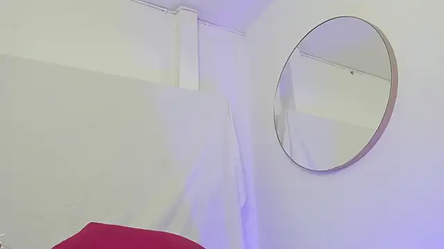 Snapshot of BonnieCute_ chatting on November 2025 12:04:01 AM BonnieCute online show from November 2025 12:04:01 AM