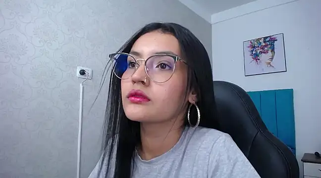 Snapshot of antonella_sweetlittle chatting on March 2025 06:34:01 PM antonella sweetlittle online show from March 2025 06:34:01 PM
