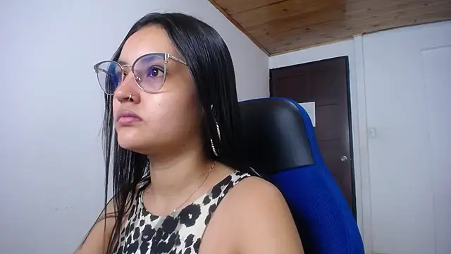 Snapshot of antonella_sweetlittle chatting on September 2025 12:22:01 PM antonella sweetlittle online show from September 2025 12:22:01 PM