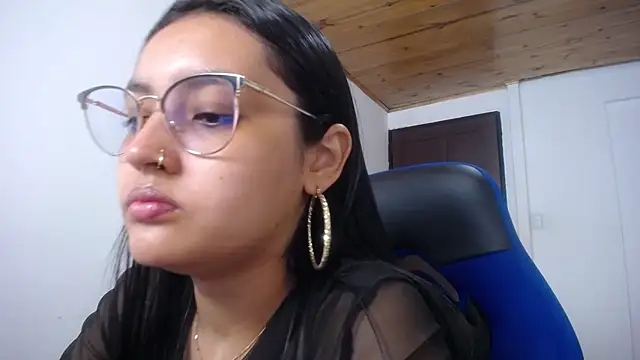 Snapshot of antonella_sweetlittle chatting on September 2025 12:23:01 PM antonella sweetlittle online show from September 2025 12:23:01 PM