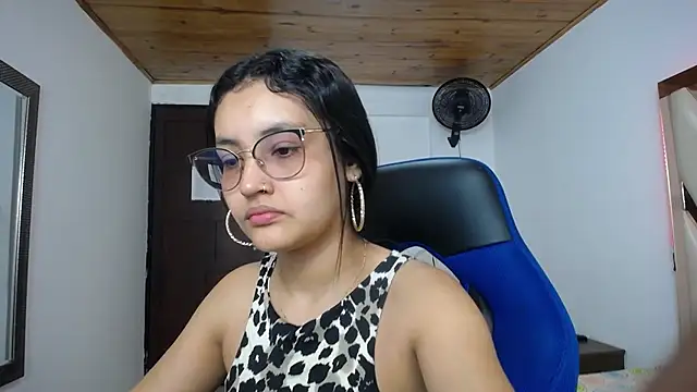 Snapshot of antonella_sweetlittle chatting on September 2025 12:39:01 PM antonella sweetlittle online show from September 2025 12:39:01 PM