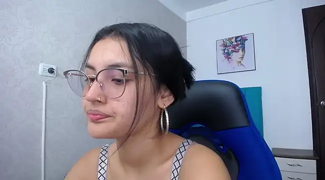 Snapshot of antonella_sweetlittle chatting on March 2025 12:33:02 PM antonella sweetlittle online show from March 2025 12:33:02 PM