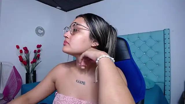 antonella sweetlittle online show from April 2026 11:06:02 AM