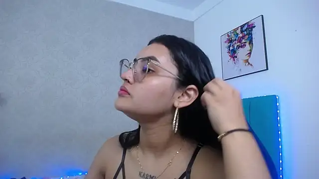 antonella sweetlittle online show from November 2025 01:11:01 PM