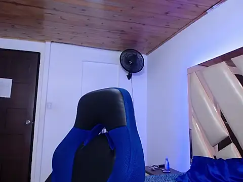 antonella sweetlittle online show from November 2025 01:37:02 PM