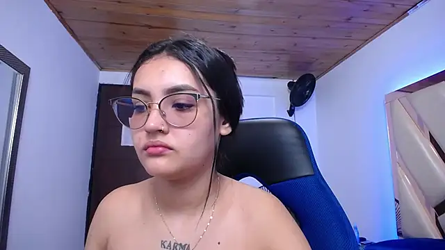 antonella sweetlittle online show from November 2025 01:15:02 PM