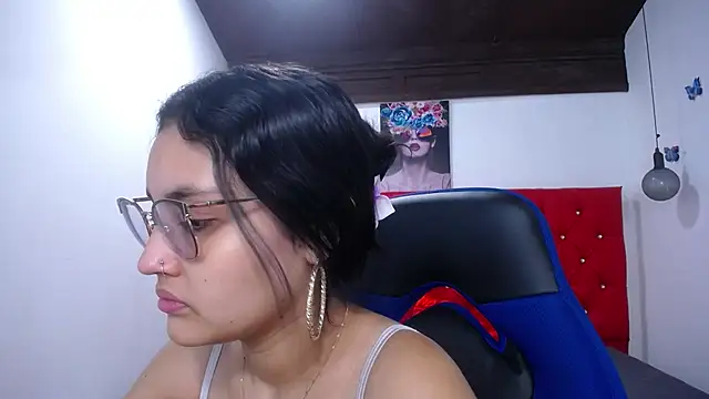 Snapshot of antonella_sweetlittle chatting on September 2025 12:27:02 PM antonella sweetlittle online show from September 2025 12:27:02 PM