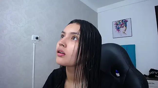 Snapshot of antonella_sweetlittle chatting on March 2025 12:43:02 PM antonella sweetlittle online show from March 2025 12:43:02 PM