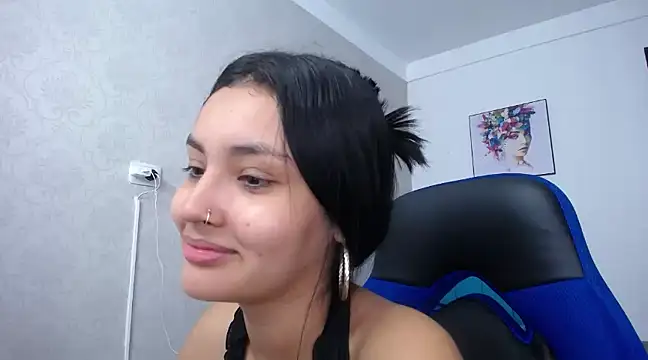 Snapshot of antonella_sweetlittle chatting on March 2025 12:30:02 PM antonella sweetlittle online show from March 2025 12:30:02 PM