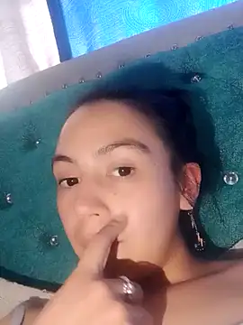 Snapshot of lika_joshua chatting on December 2024 07:32:02 PM lika joshua online show from December 2024 07:32:02 PM