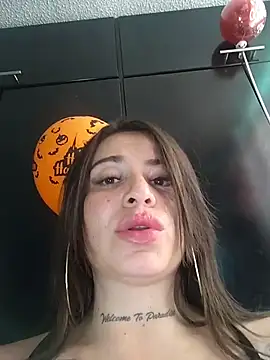 Snapshot of Alona_Evans chatting on October 2025 02:28:01 PM Alona Evans online show from October 2025 02:28:01 PM
