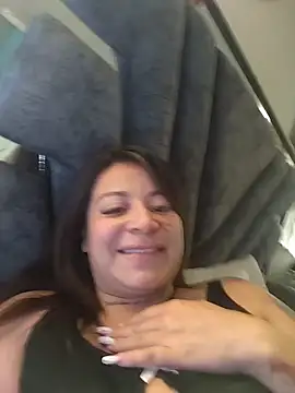 Alona Evans online show from April 2026 04:02:02 PM