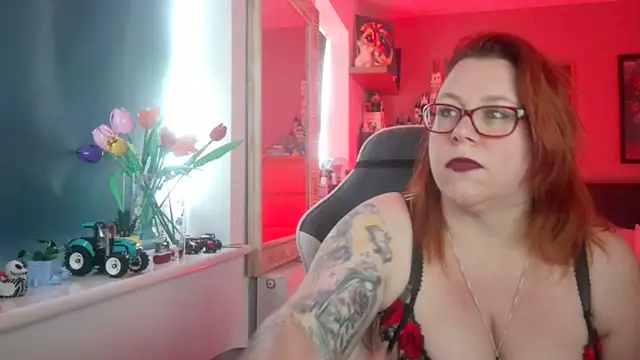 NikiDeeOfficial online show from May 2026 11:16:01 AM