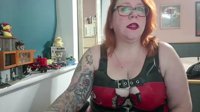 NikiDeeOfficial online show from February 2026 09:47:01 PM