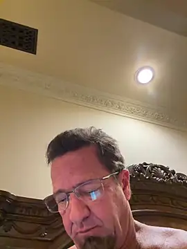 sluttydylan online show from December 2025 05:32:01 AM