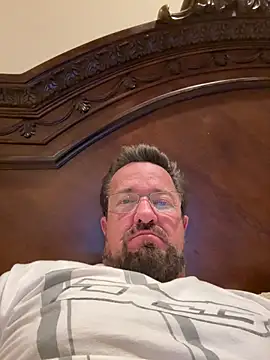 sluttydylan online show from October 2025 04:00:01 AM