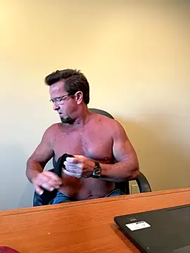 sluttydylan online show from December 2025 09:42:02 PM