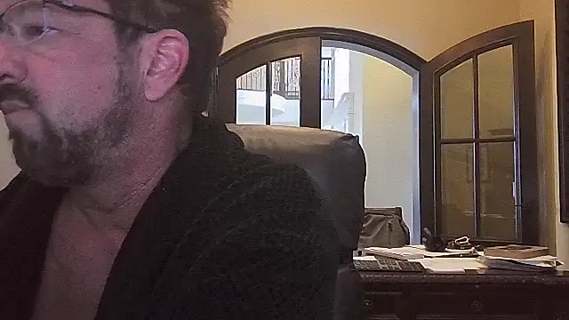 sluttydylan online show from October 2025 04:08:01 PM