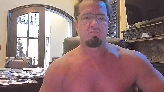 Snapshot of sluttydylan chatting on April 2026 05:41:02 PM sluttydylan online show from April 2026 05:41:02 PM