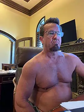 Snapshot of sluttydylan chatting on June 2026 01:26:01 AM sluttydylan online show from June 2026 01:26:01 AM