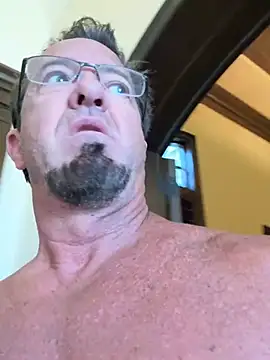 sluttydylan online show from February 2026 06:41:01 PM