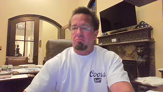 Snapshot of sluttydylan chatting on May 2026 02:48:02 AM sluttydylan online show from May 2026 02:48:02 AM