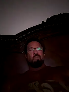 sluttydylan online show from September 2025 05:50:02 AM