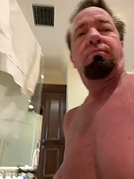 sluttydylan online show from December 2025 05:26:02 PM