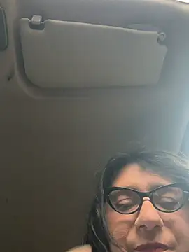 LadyVenere online show from April 2026 04:10:01 PM