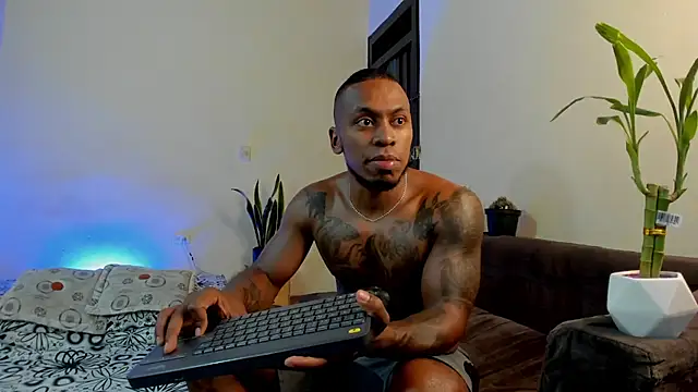 DarenScott  online show from January 2025 04:49:01 AM