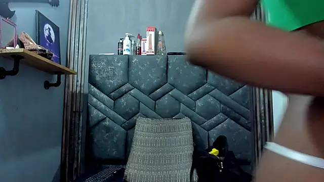 dalilaqueen online show from February 2026 12:02:02 PM