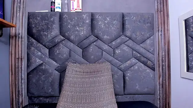 dalilaqueen online show from February 2026 12:29:02 PM