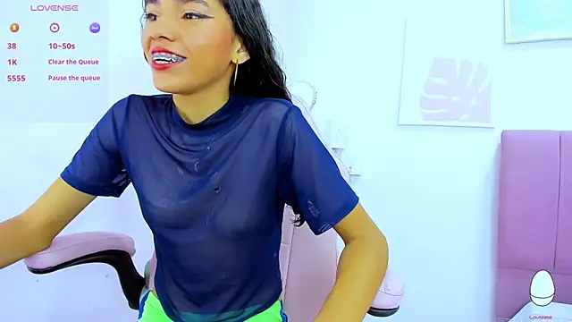 Evelin shy online show from December 2025 03:27:02 AM