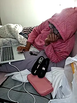 madamsensuale online show from November 2025 02:59:02 AM