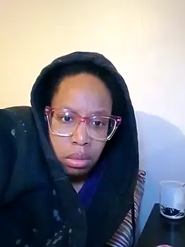 madamsensuale online show from February 2025 06:15:02 AM