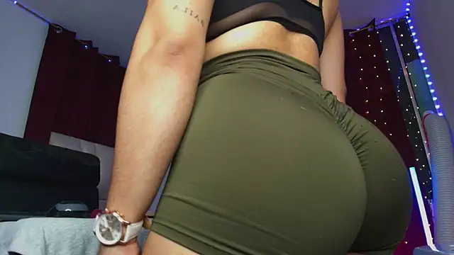 Snapshot of im_mishellbigass chatting on February 2026 10:34:02 AM im mishellbigass online show from February 2026 10:34:02 AM