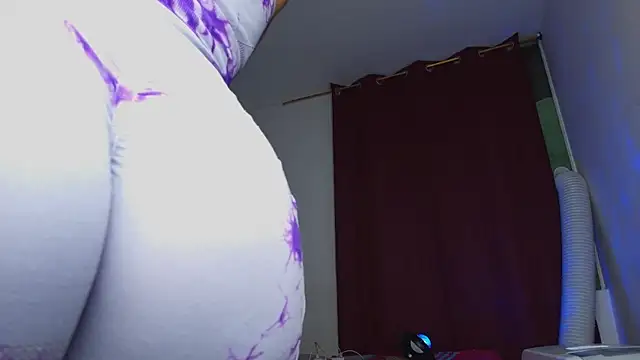 Snapshot of im_mishellbigass chatting on January 2026 07:01:01 AM im mishellbigass online show from January 2026 07:01:01 AM