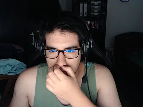 thealfawolf01 online show from March 2025 10:20:01 PM