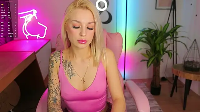 Crystal Barbie online show from March 2025 07:49:02 PM