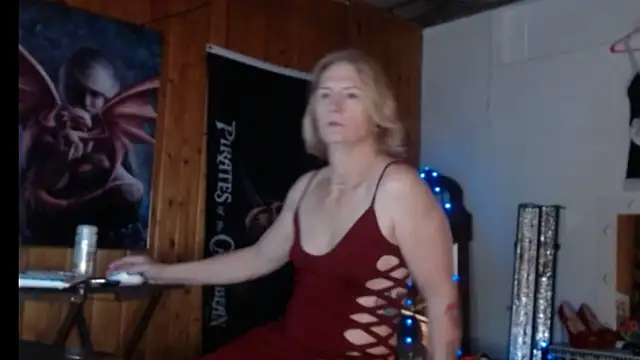 JamieBottoms online show from February 2026 01:02:01 PM