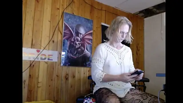 JamieBottoms online show from December 2025 01:57:02 PM