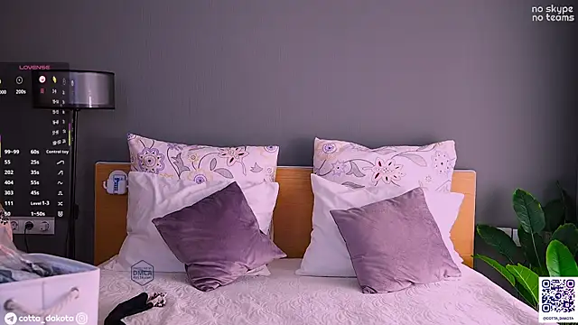 PannaDakota online show from October 2025 08:37:02 AM