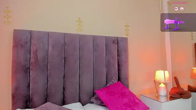 Megan Thompsonn online show from March 2026 01:05:02 PM