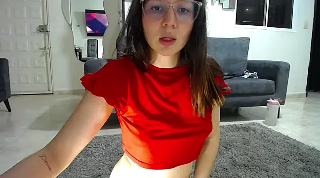 Snapshot of julianamorant chatting on March 2025 11:24:02 PM julianamorant online show from March 2025 11:24:02 PM