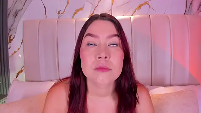 LiaTink online show from April 2026 11:36:01 AM