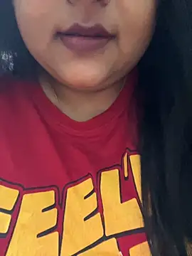 smile pretty online show from November 2025 06:30:02 PM