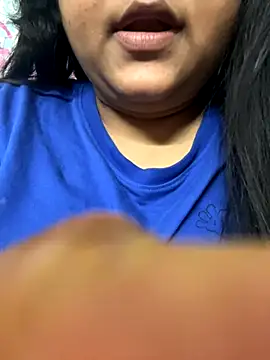 smile pretty online show from November 2025 07:39:01 PM