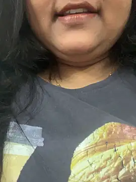 smile pretty online show from March 2026 04:32:02 PM